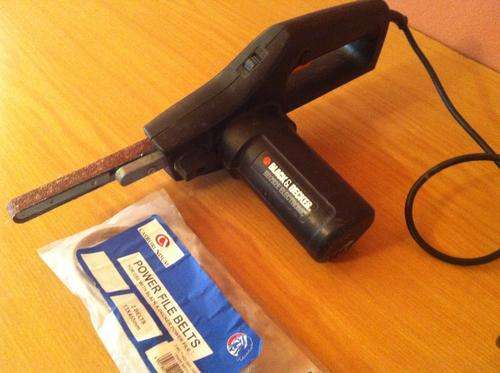 BLACK AND DECKER PENCIL SANDER (BD292E ELECTRONIC)